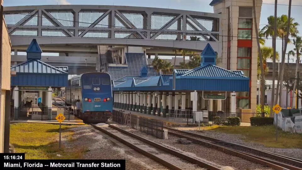 Hialeah Metrorail Live Webcam – Miami Transit Station