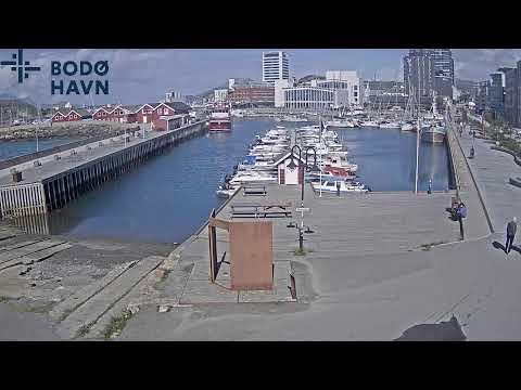 Molostua live webcam view showcasing Bodø’s Arctic landscape and fjords in Norway