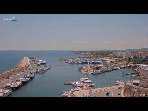 Port Pesquer live webcam showing fishing boats and harbor in Lametlla De Mar, Spain