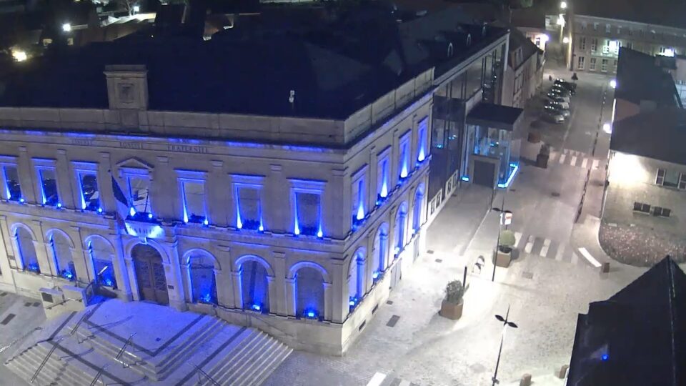 Gravelines Hotel de Ville Live Webcam - Gravelines, France